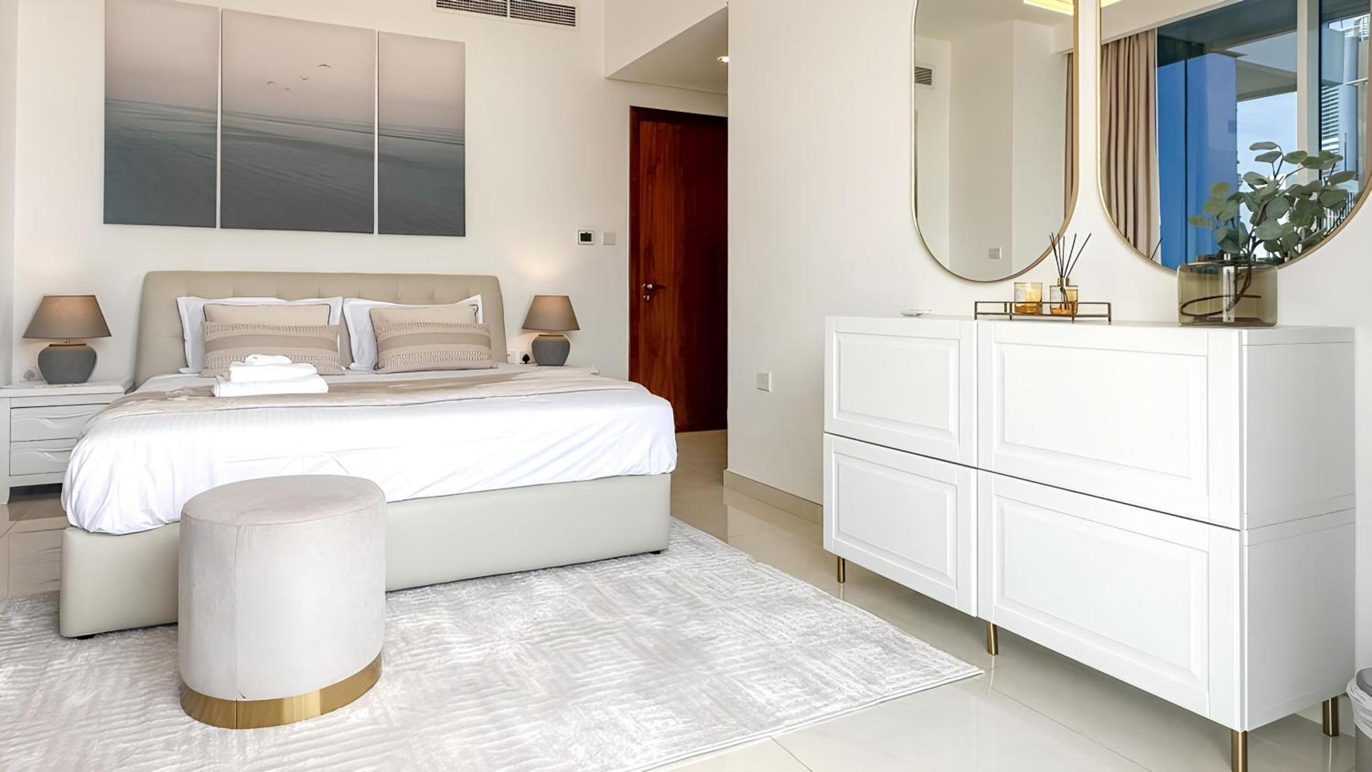 Appartement Spacious 2bdr Canal And Partial Burj Khalifa Views, Business Bay *