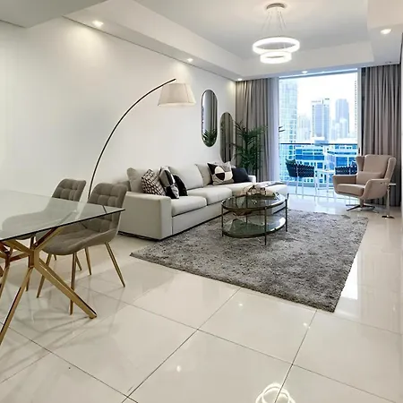 Spacious 2Bdr Canal And Partial Burj Khalifa Views, Business Bay Dubai Exterior photo