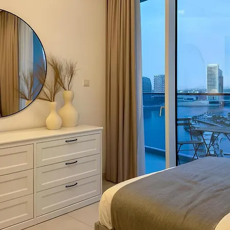 Spacious 2Bdr Canal And Partial Burj Khalifa Views, Business Bay Dubai Exterior photo